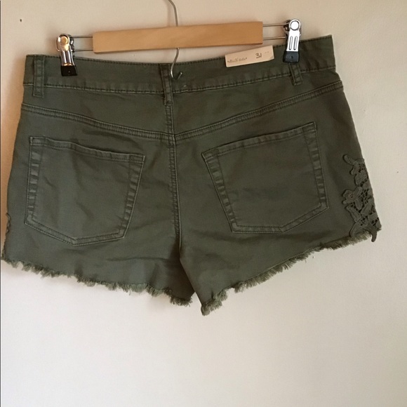 Altar’d State Olive Shorts - Picture 4 of 5